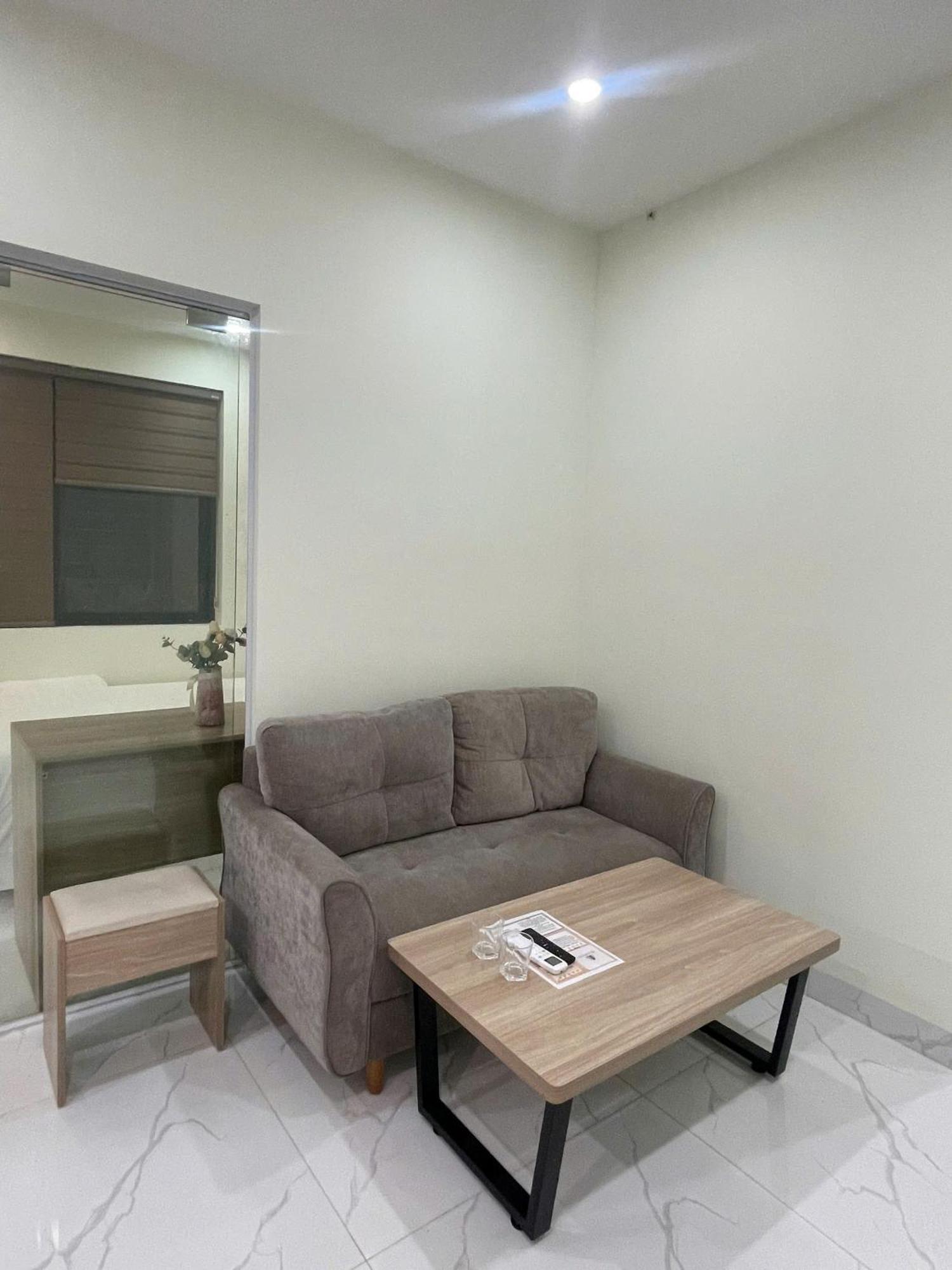 Era Apartment Xuan Thuy Hanoi Exterior photo